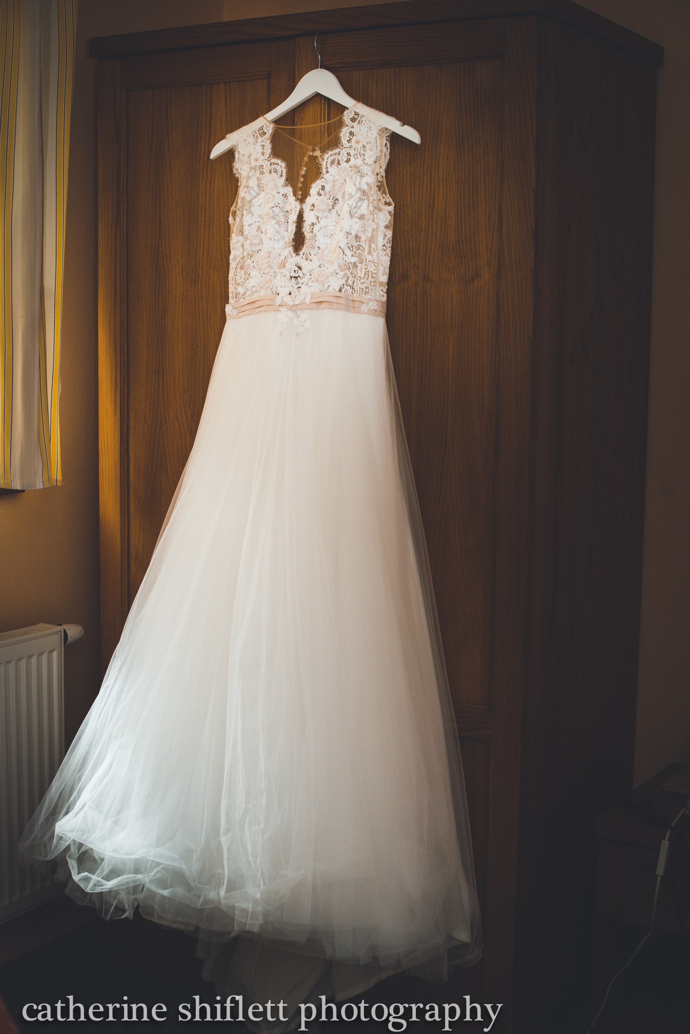 Catherine Shiflett Photography, wedding photography, getting dressed, wedding dress detail, shot on Nikon D800